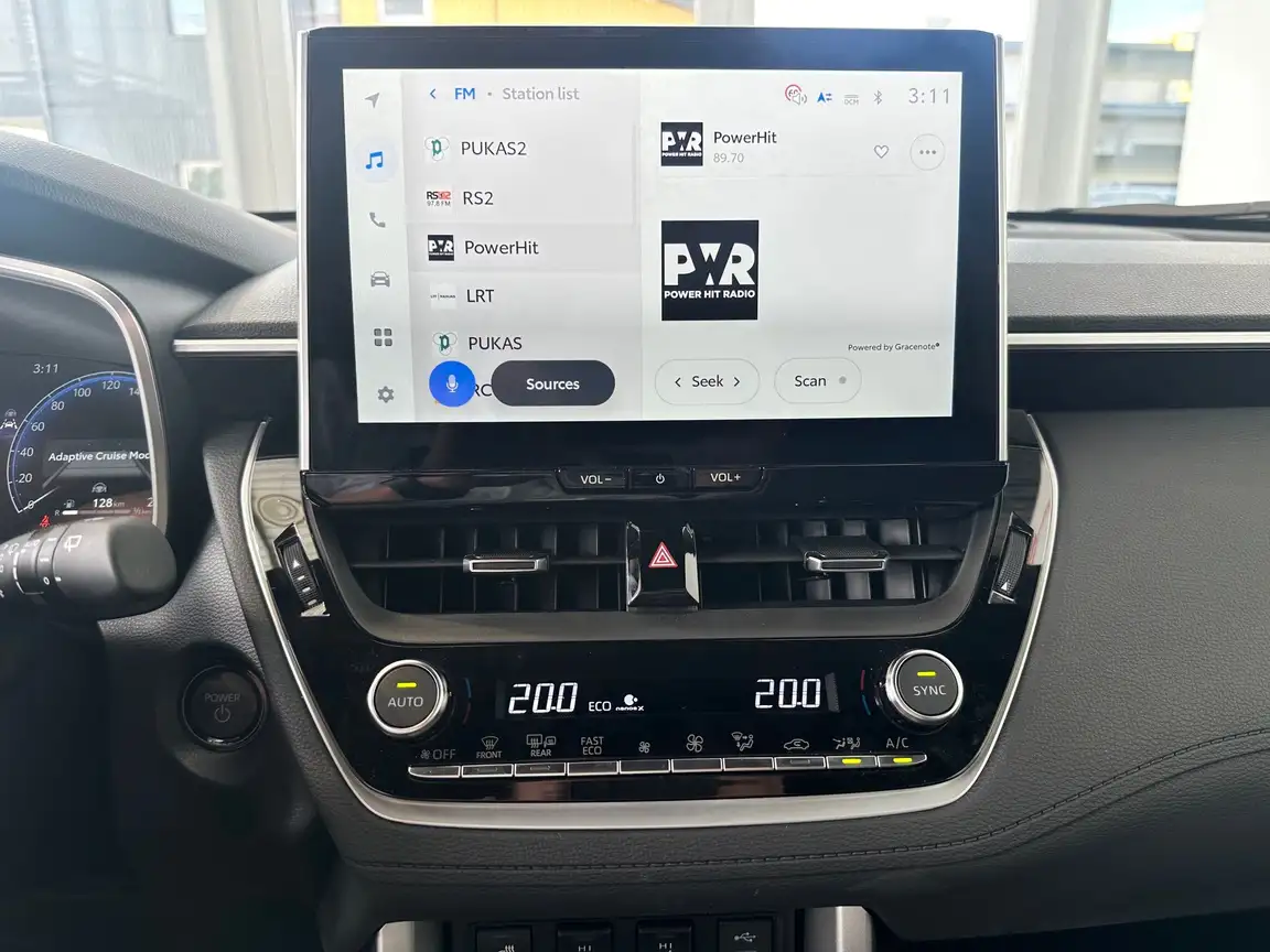 TOYOTA COROLLA CROSS