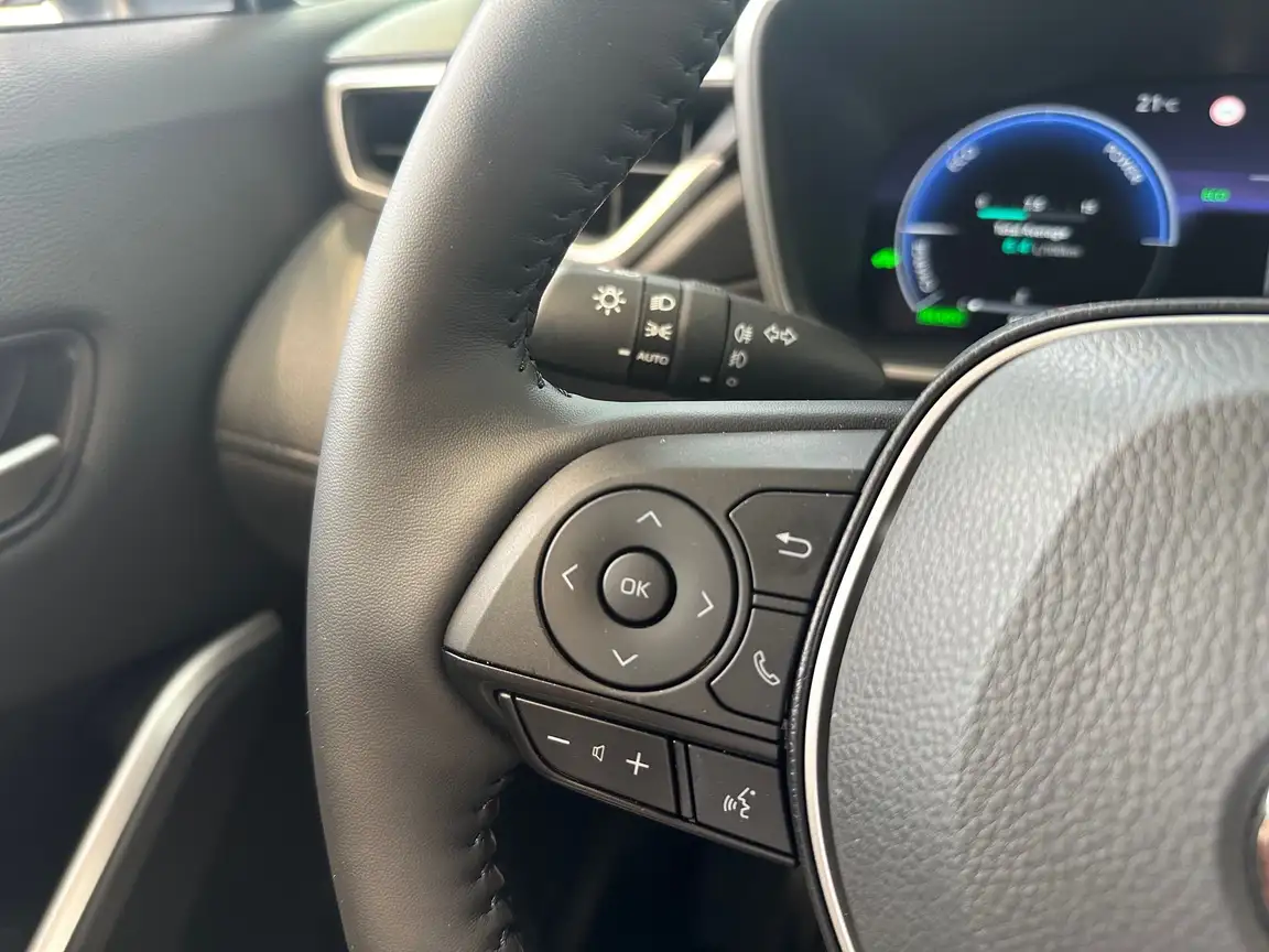 TOYOTA COROLLA CROSS
