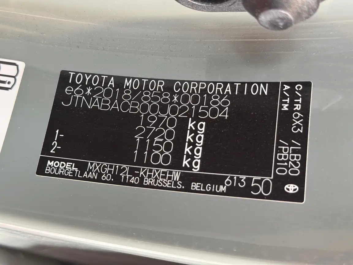 TOYOTA COROLLA CROSS