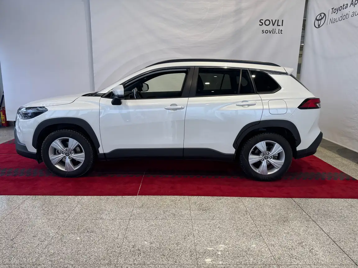 TOYOTA COROLLA CROSS