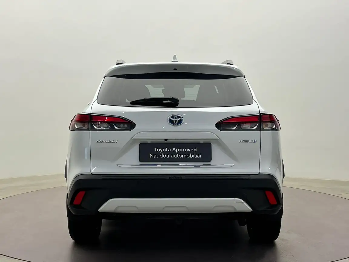 TOYOTA COROLLA CROSS