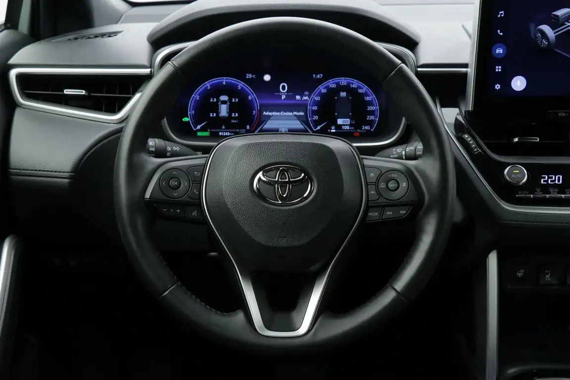 TOYOTA COROLLA CROSS