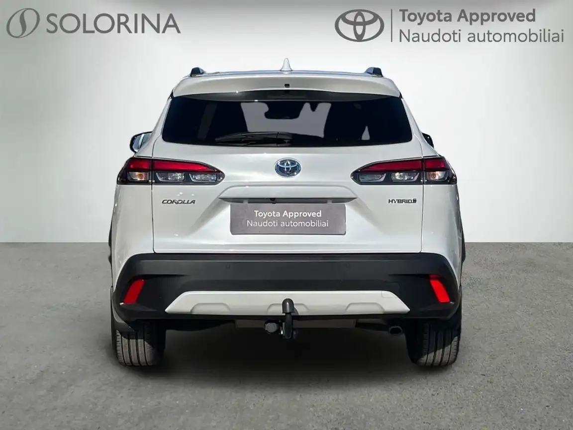TOYOTA COROLLA CROSS