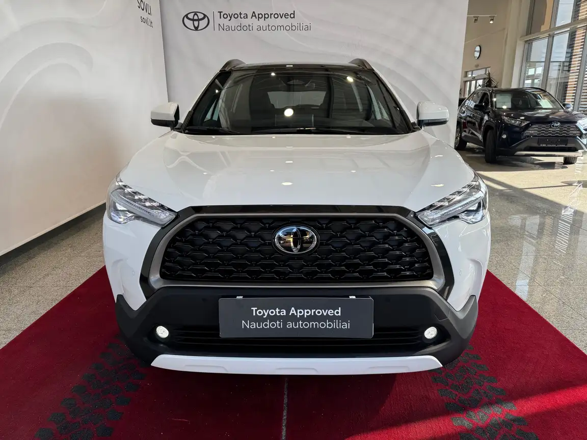 TOYOTA COROLLA CROSS
