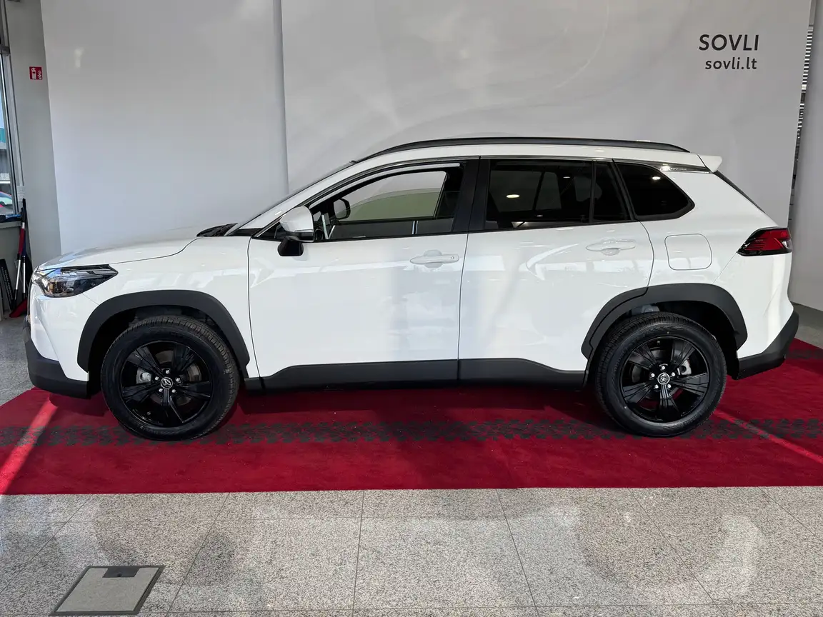 TOYOTA COROLLA CROSS