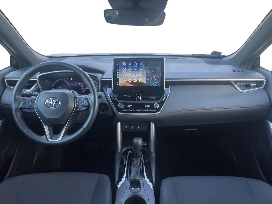 TOYOTA COROLLA CROSS