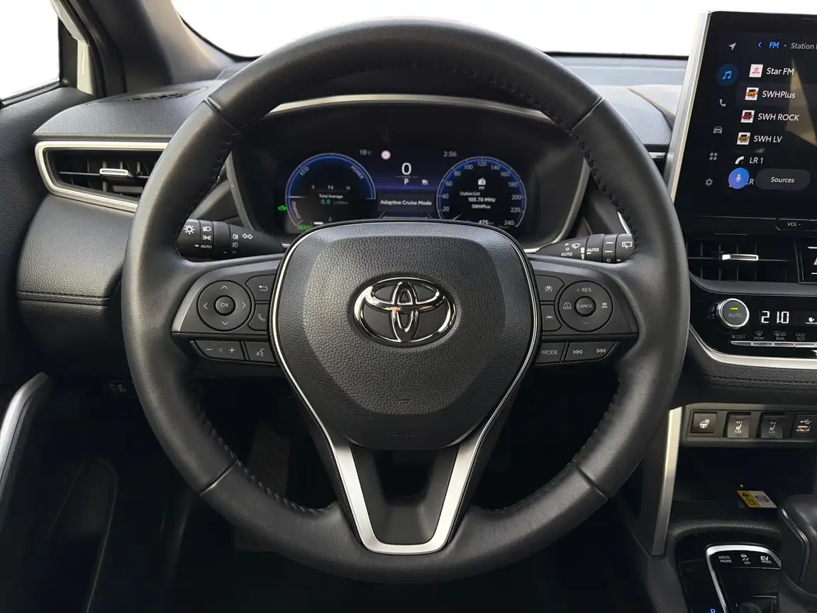 TOYOTA COROLLA CROSS