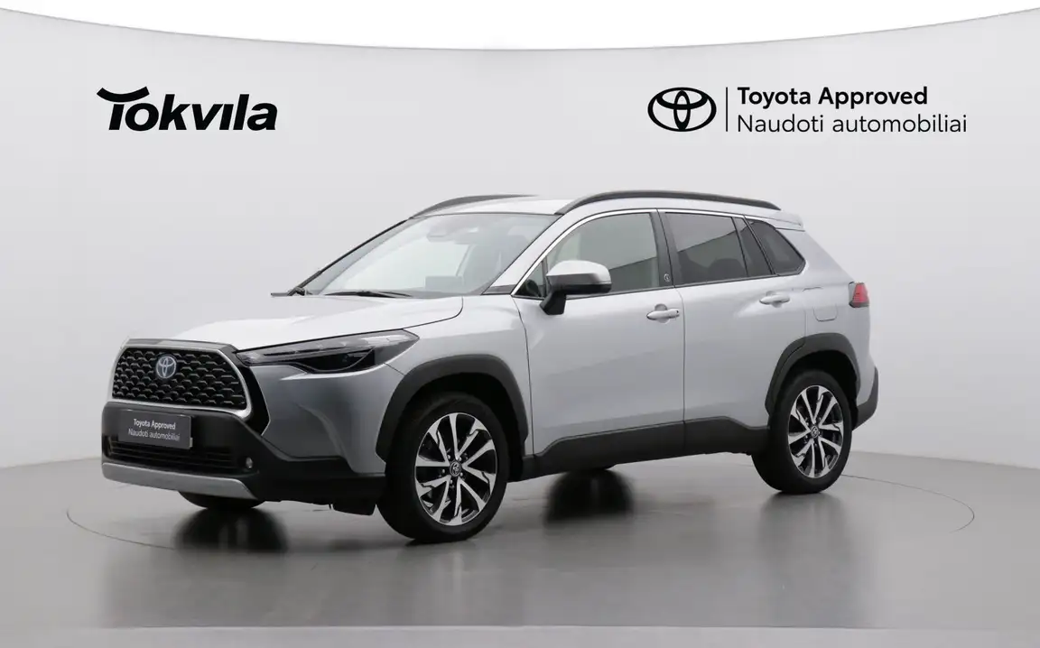 TOYOTA COROLLA CROSS