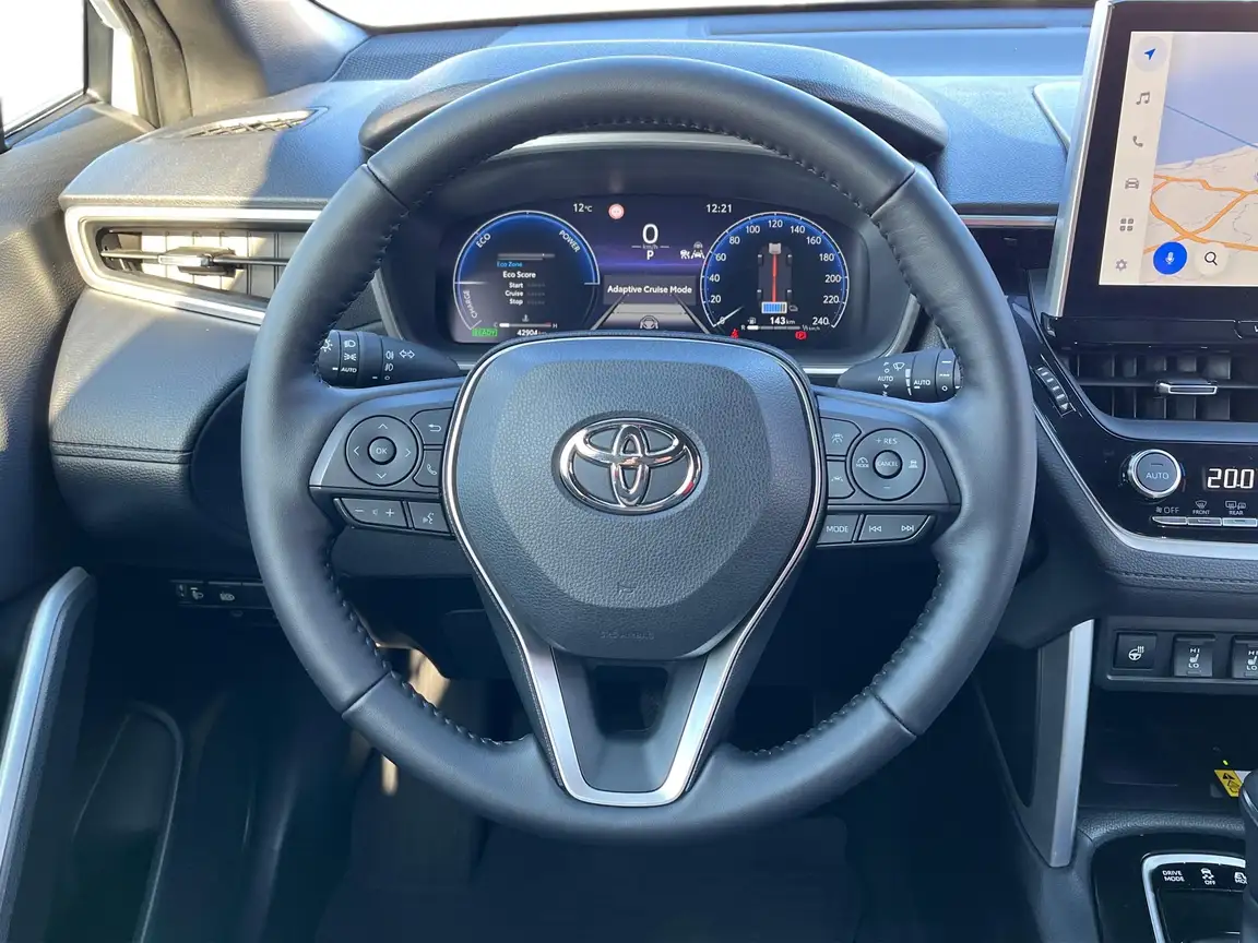 TOYOTA COROLLA CROSS