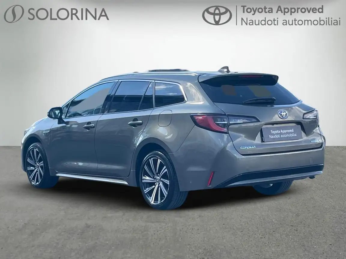 TOYOTA COROLLA