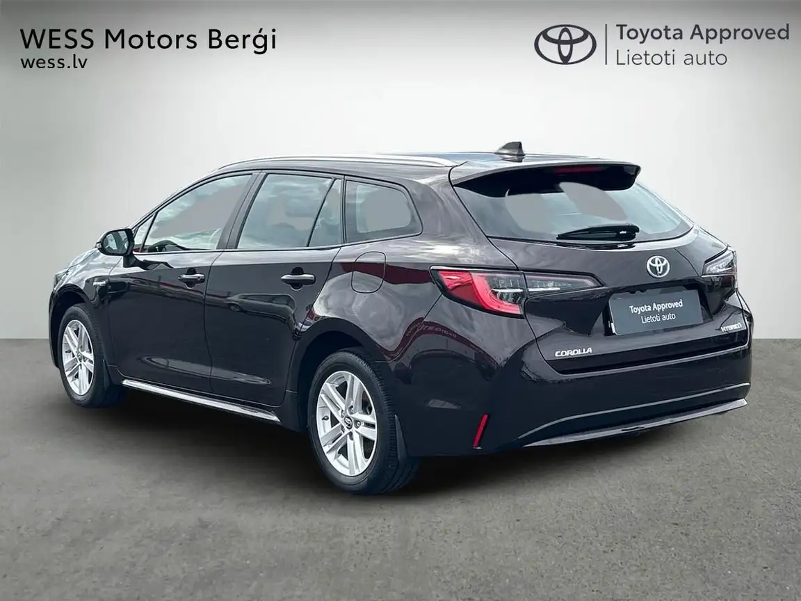TOYOTA COROLLA