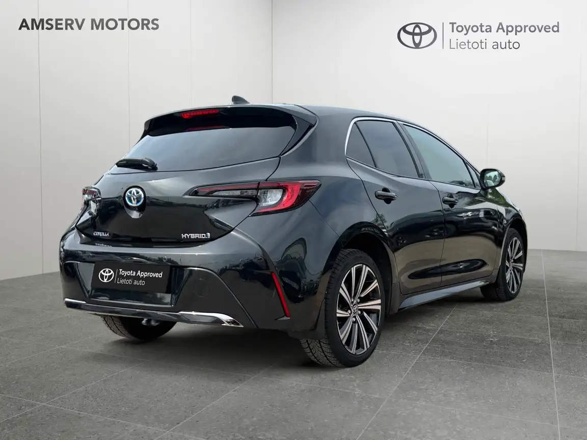 TOYOTA COROLLA