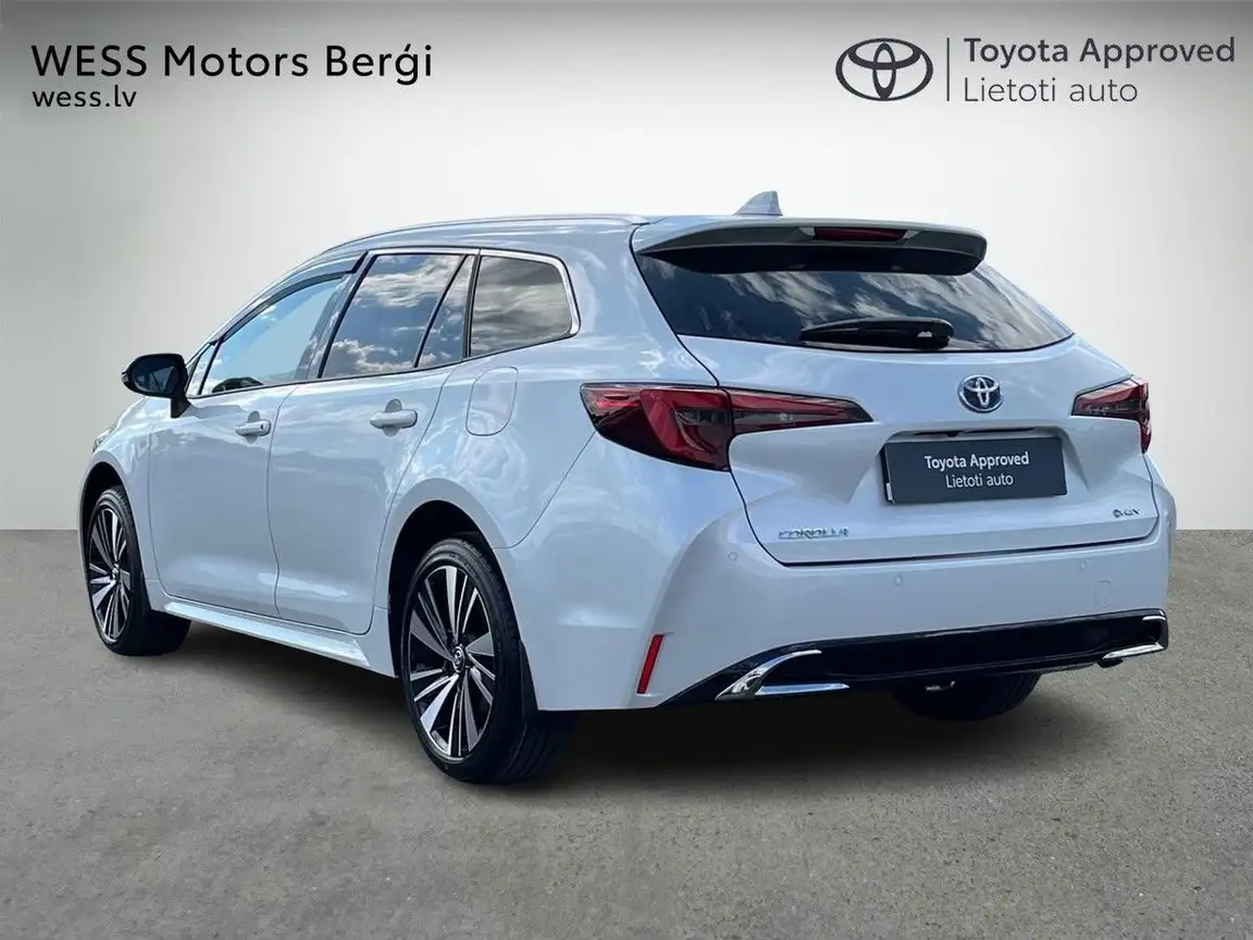 TOYOTA COROLLA