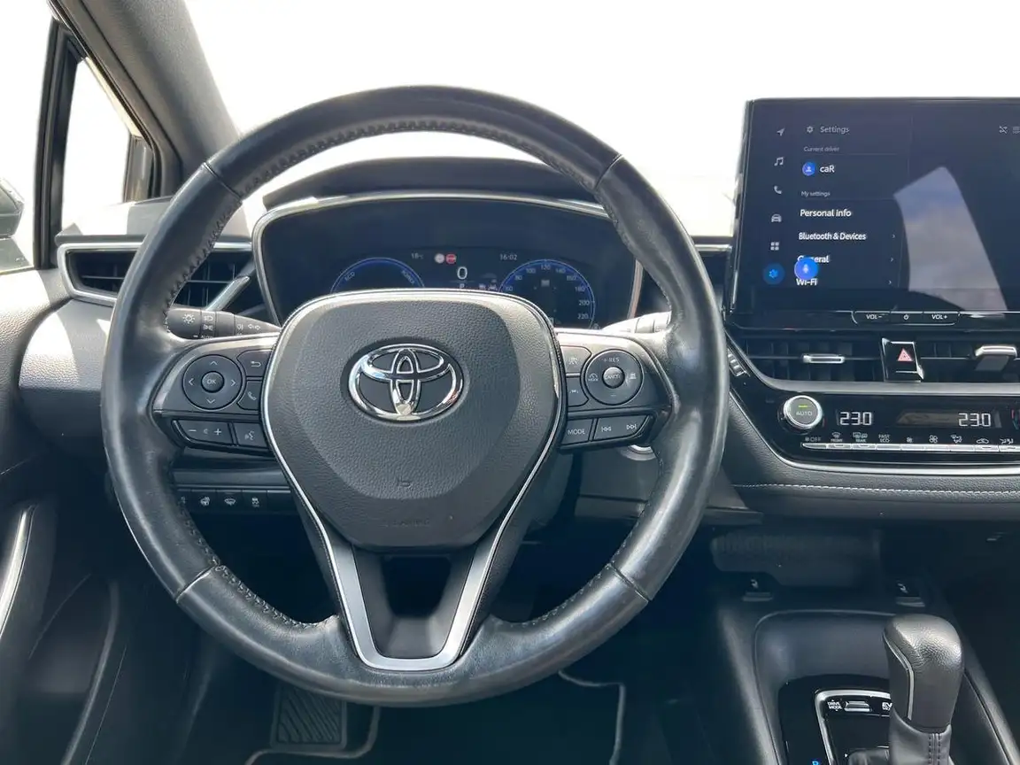TOYOTA COROLLA