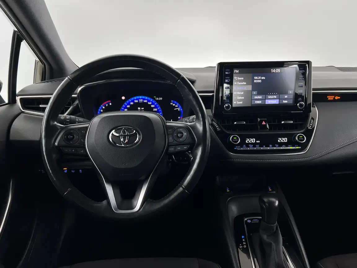 TOYOTA COROLLA