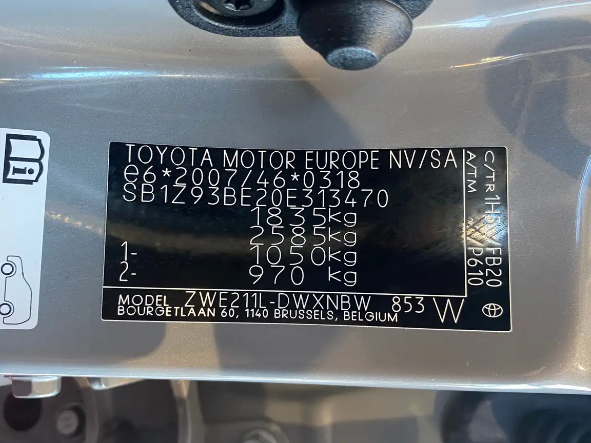 TOYOTA COROLLA