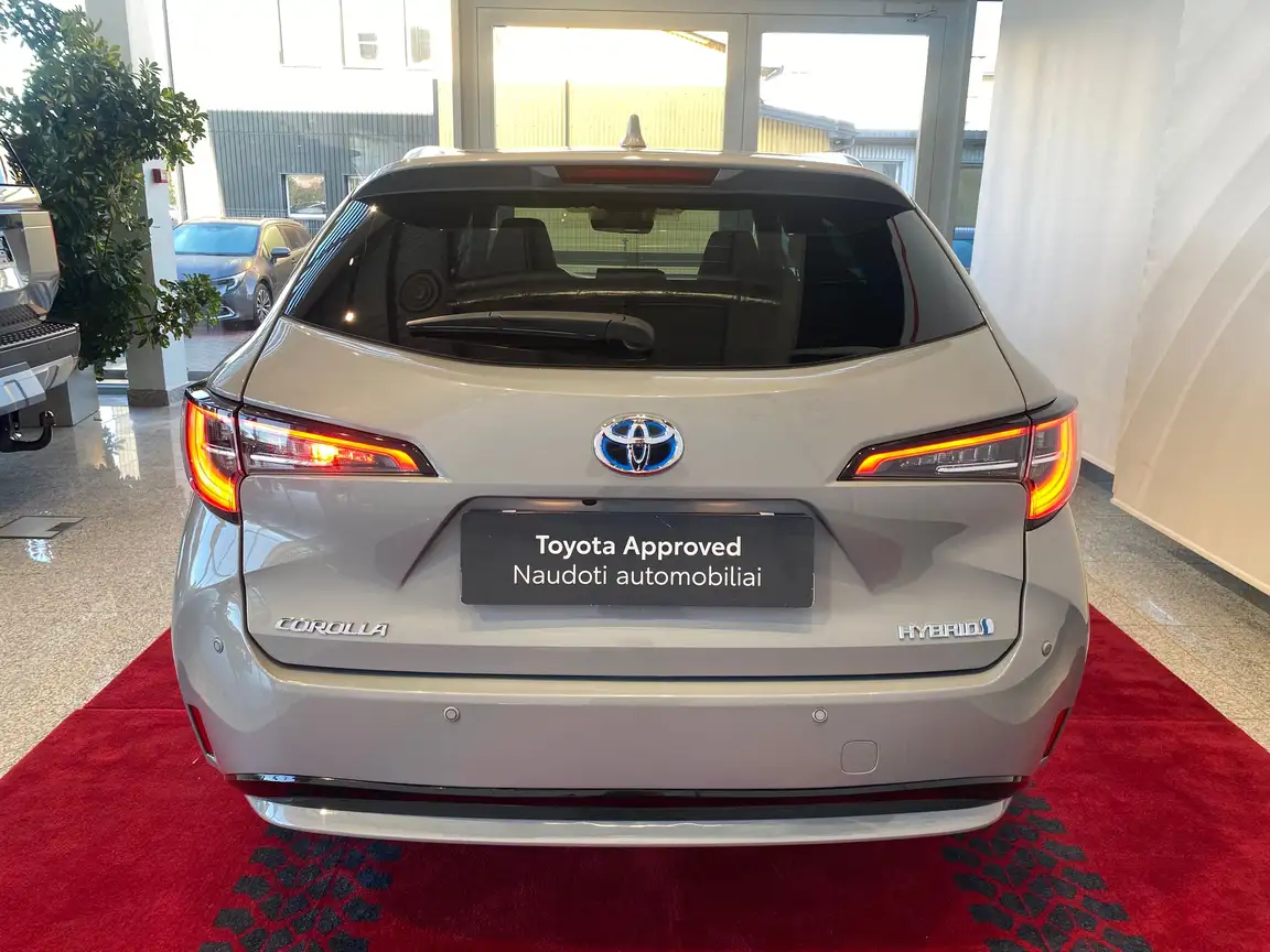TOYOTA COROLLA
