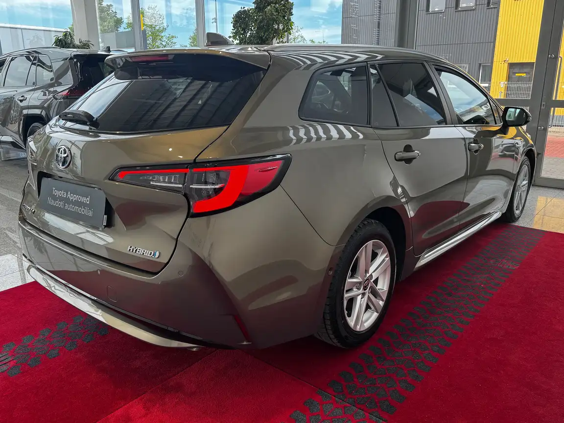 TOYOTA COROLLA