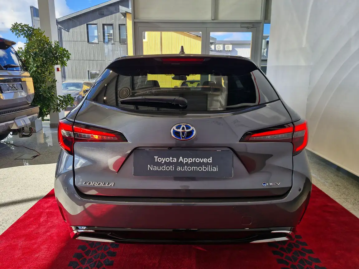 TOYOTA COROLLA