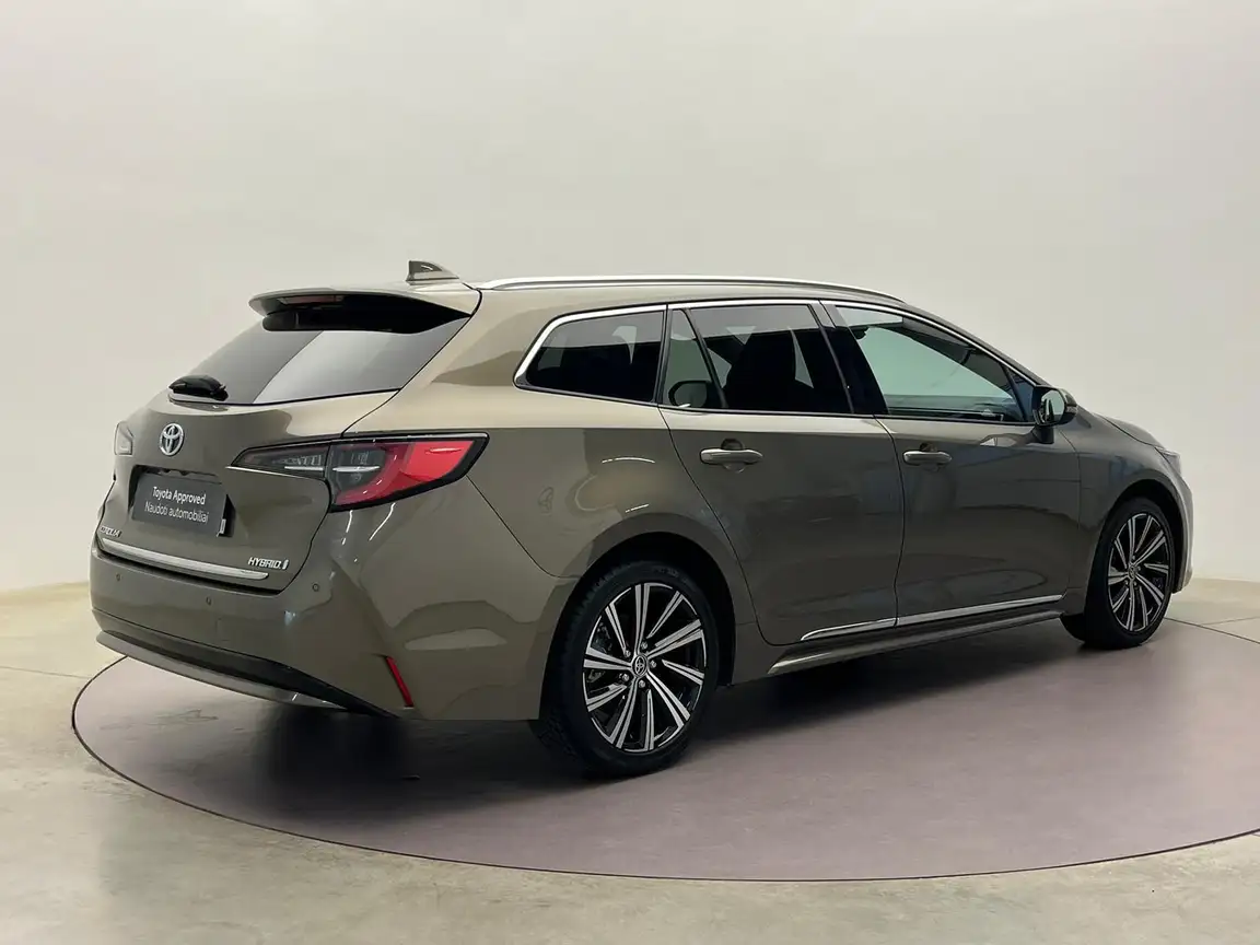 TOYOTA COROLLA