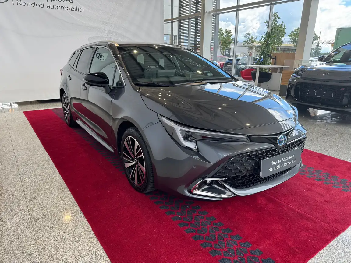 TOYOTA COROLLA