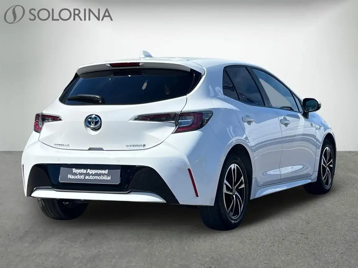 TOYOTA COROLLA