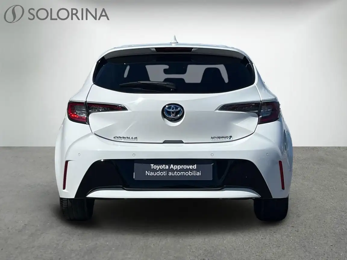 TOYOTA COROLLA