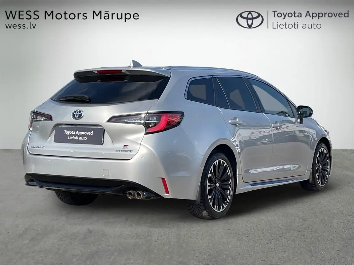 TOYOTA COROLLA