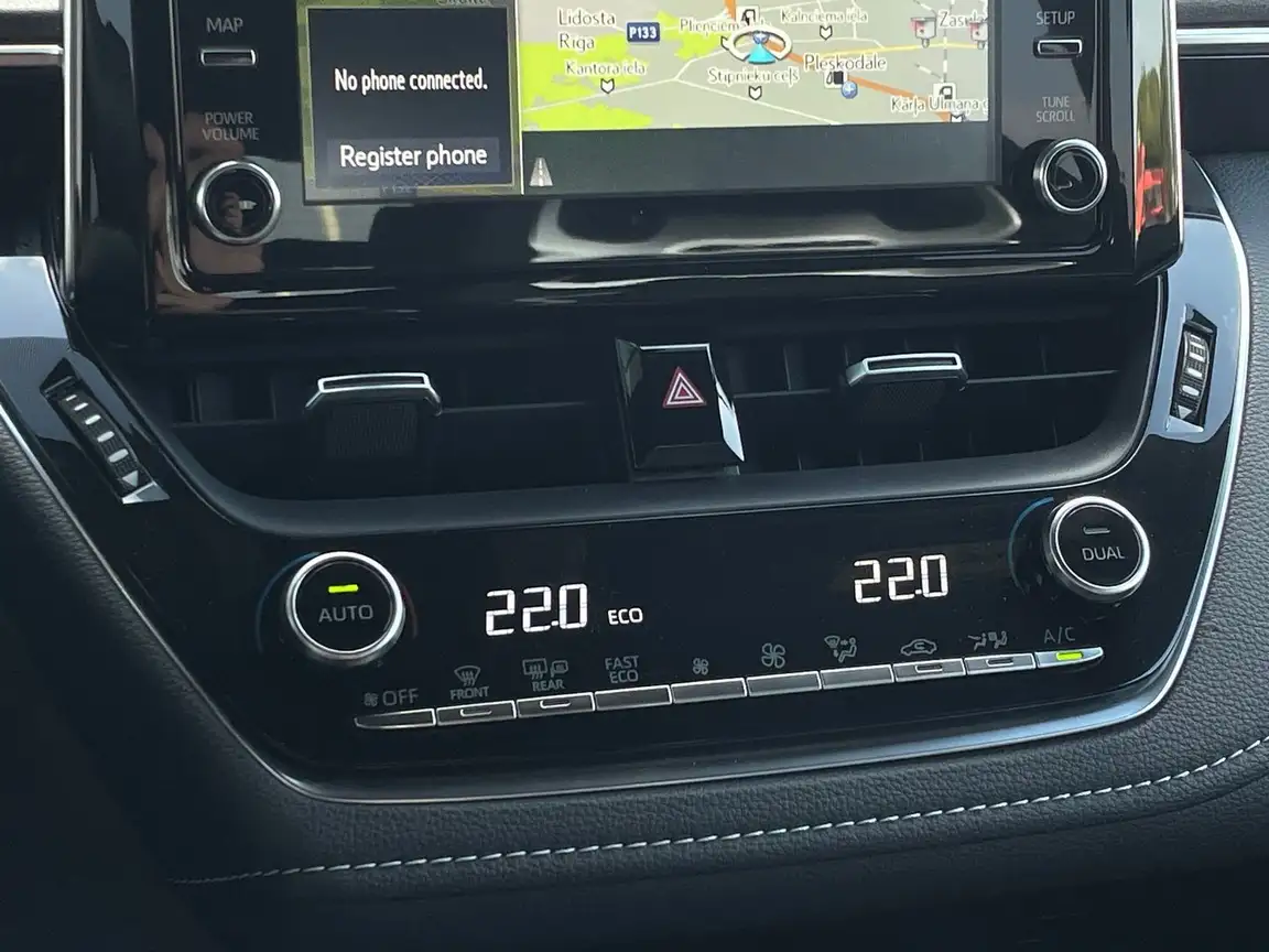 TOYOTA COROLLA