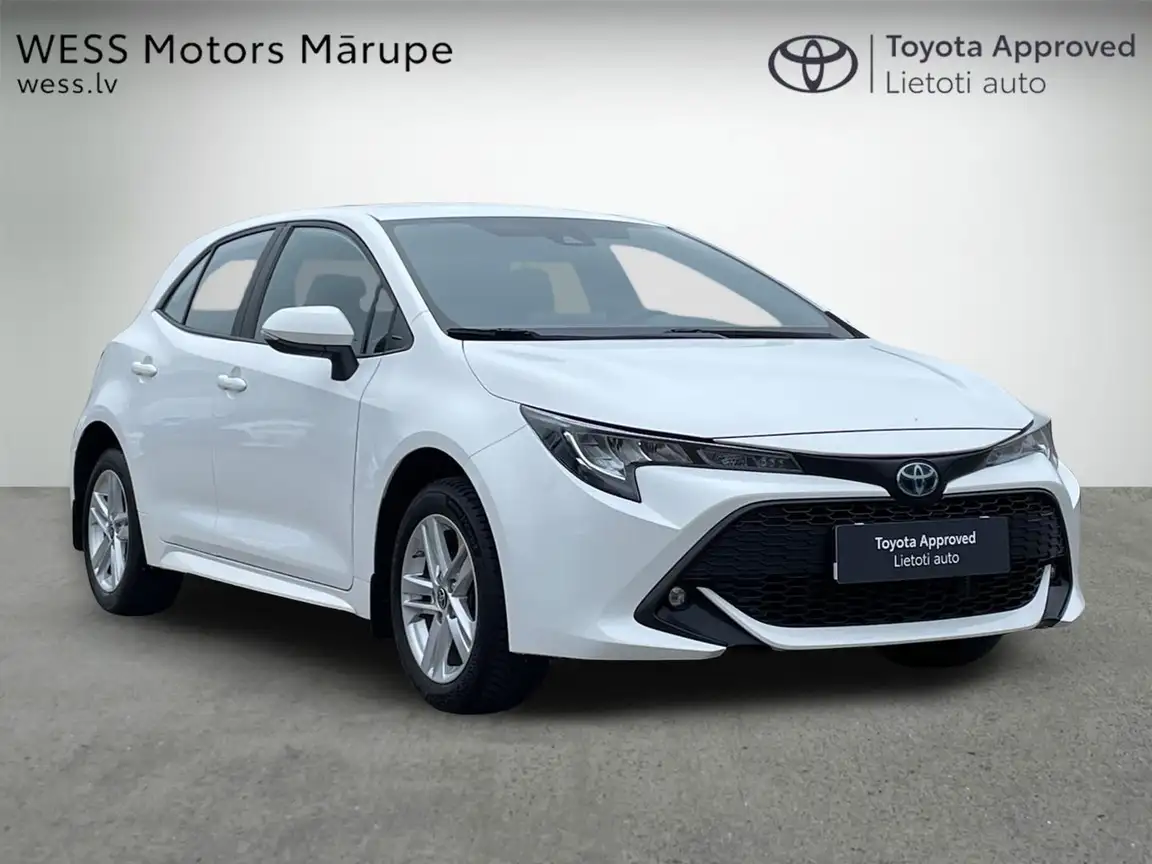 TOYOTA COROLLA
