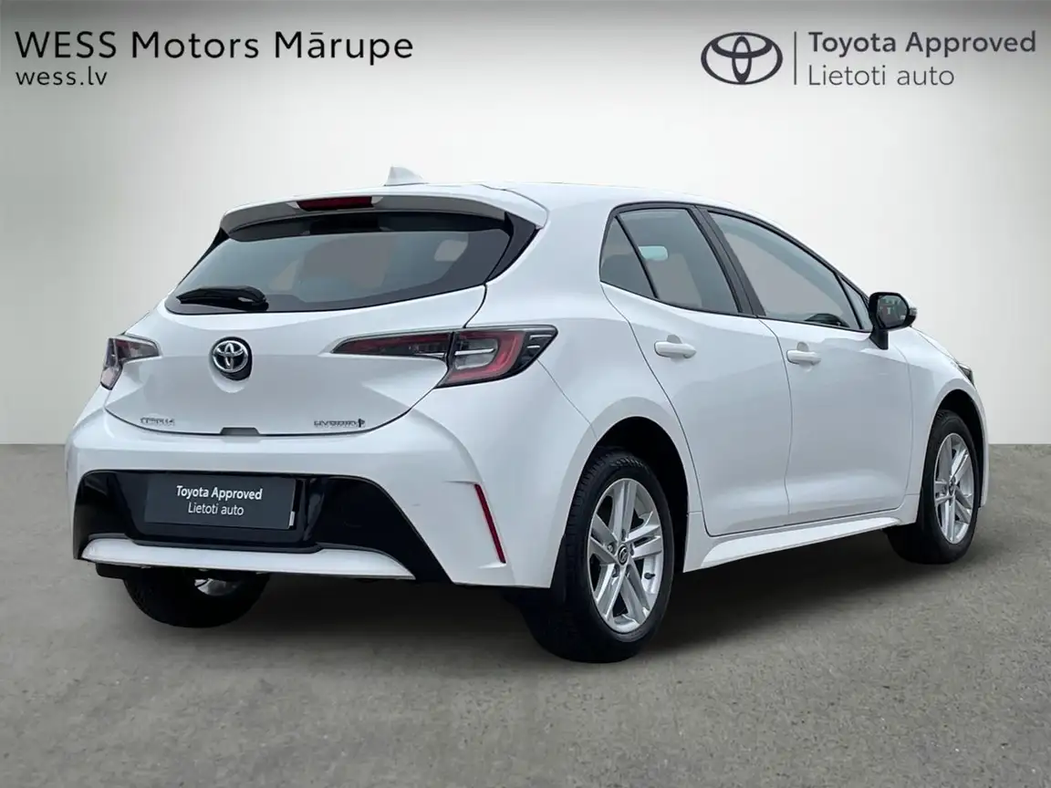 TOYOTA COROLLA