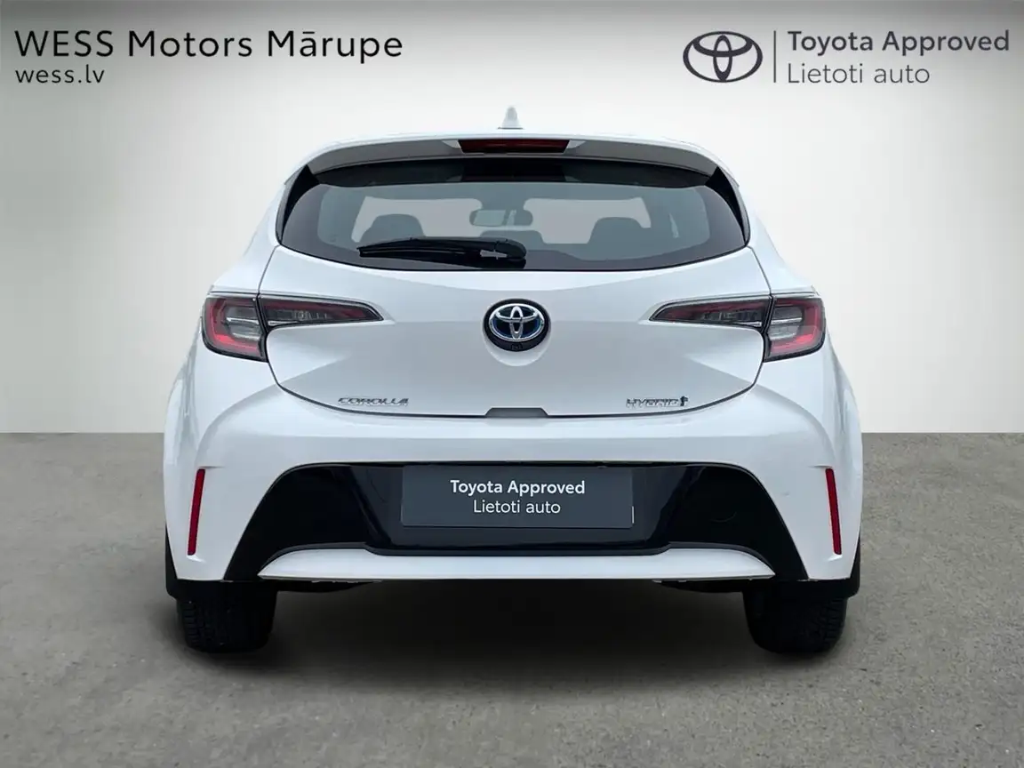 TOYOTA COROLLA