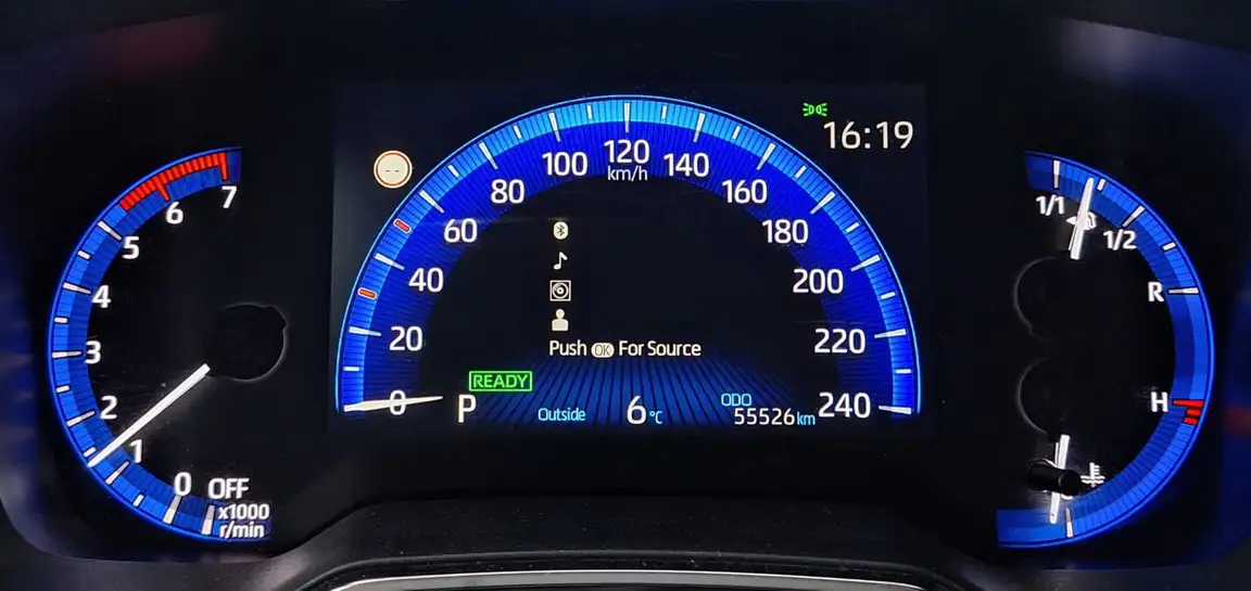 TOYOTA COROLLA