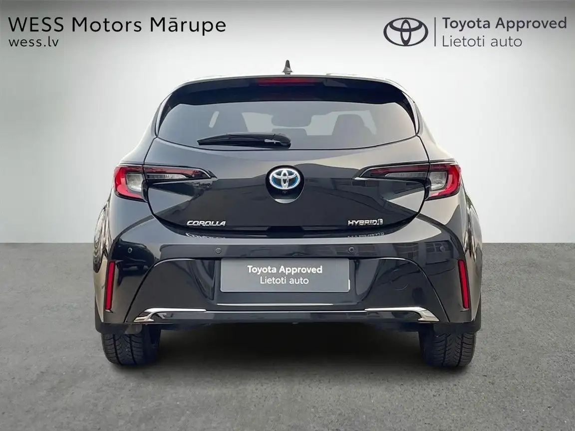 TOYOTA COROLLA
