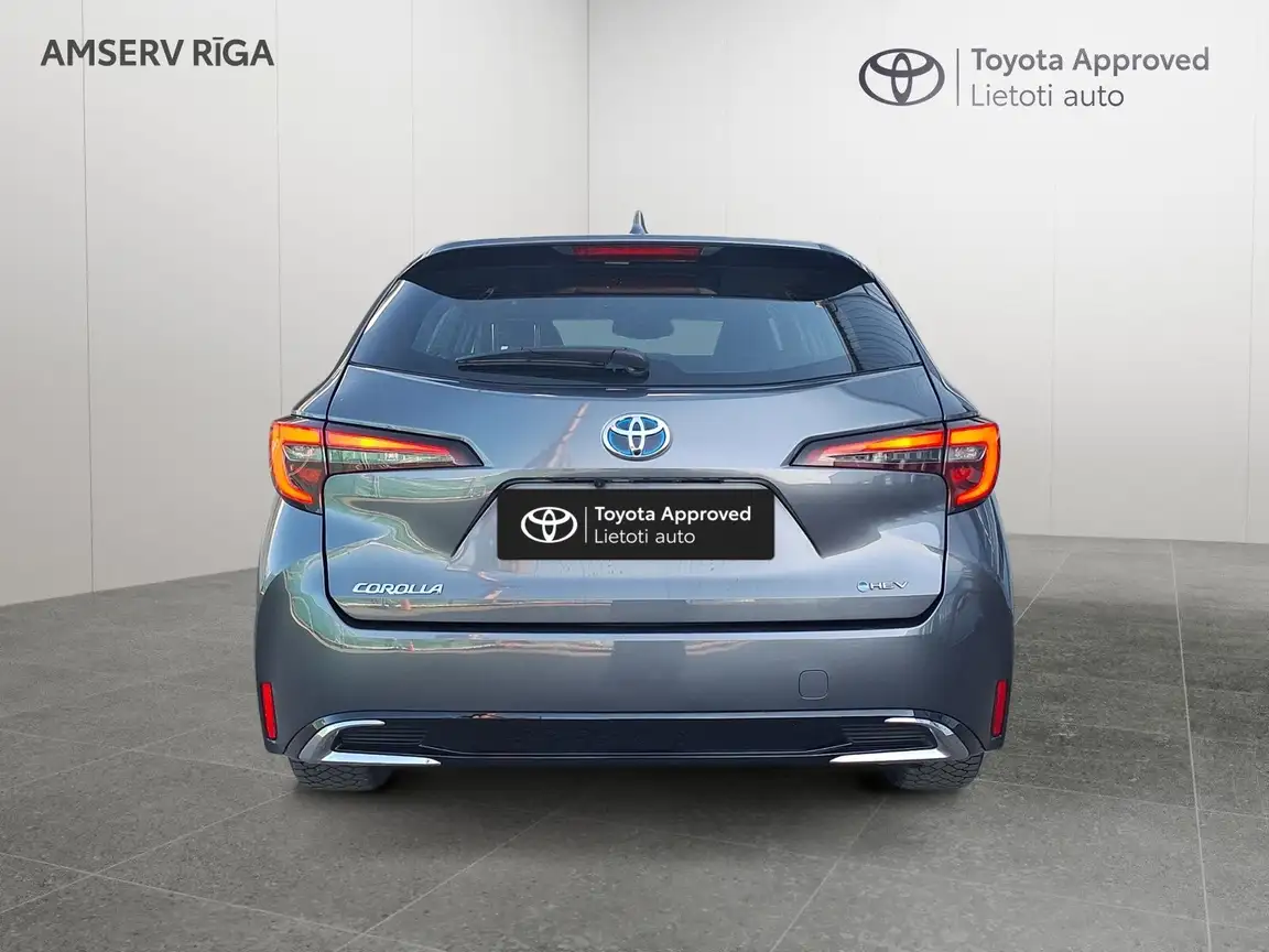 TOYOTA COROLLA