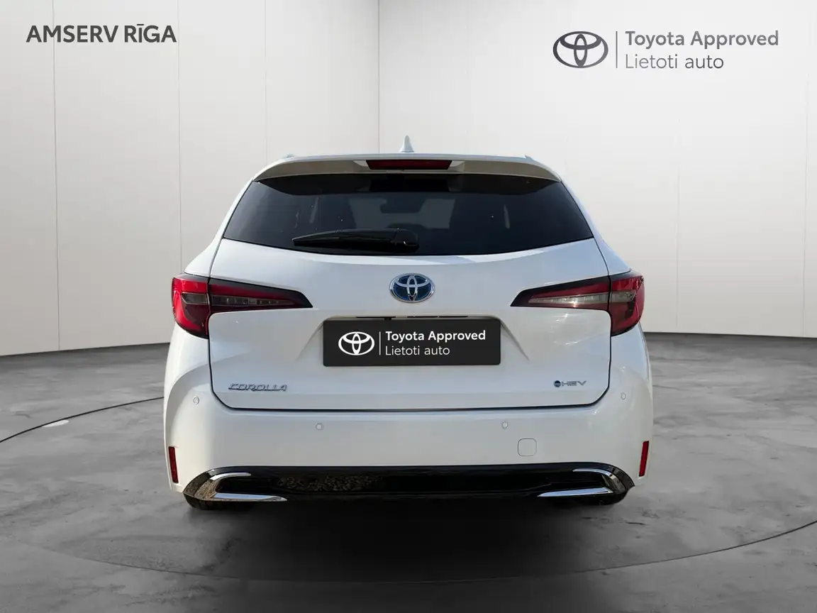 TOYOTA COROLLA