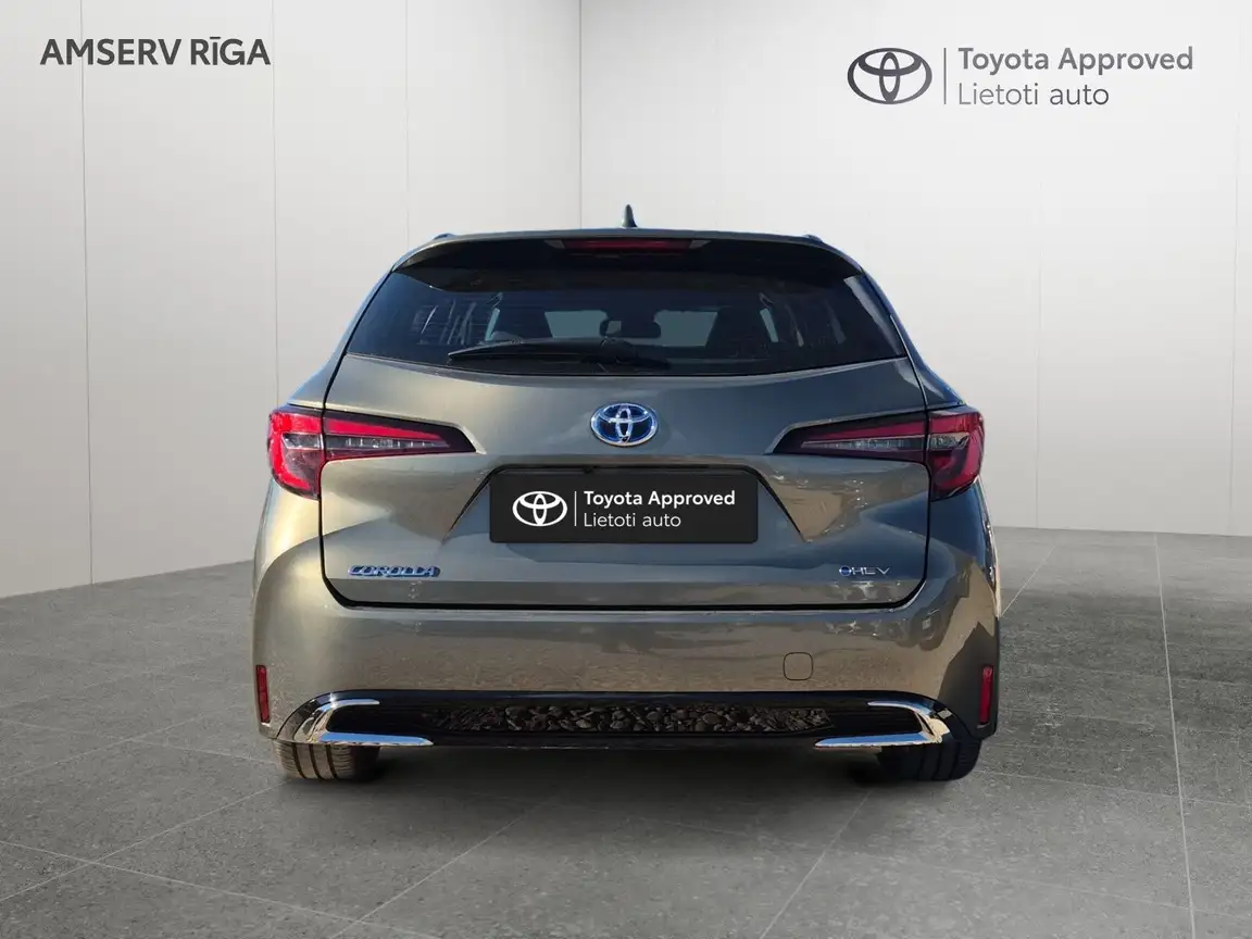 TOYOTA COROLLA