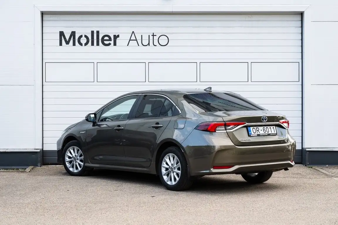 TOYOTA COROLLA