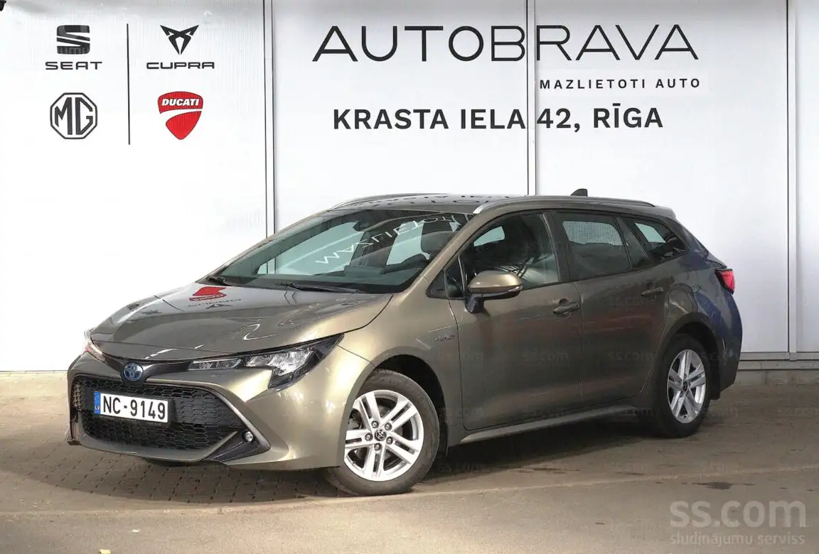 TOYOTA COROLLA