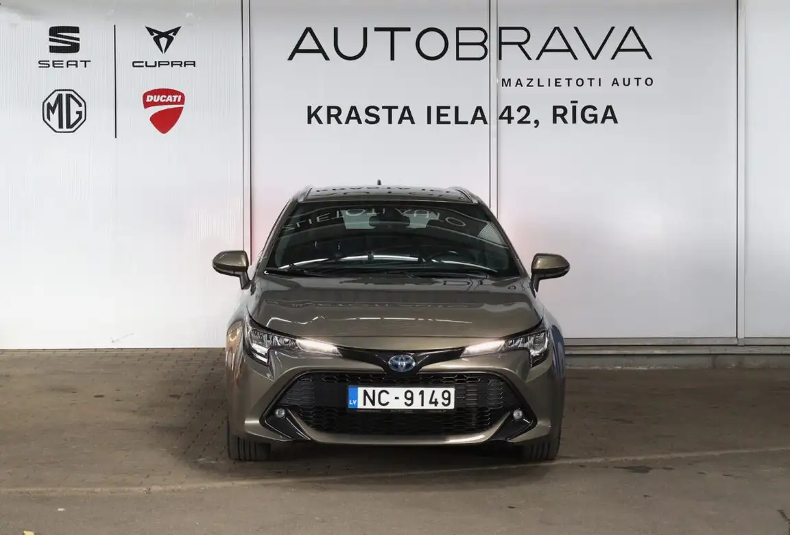 TOYOTA COROLLA