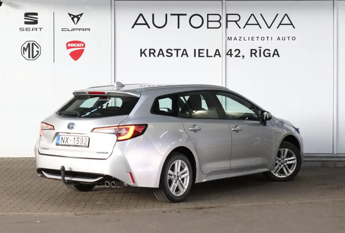 TOYOTA COROLLA