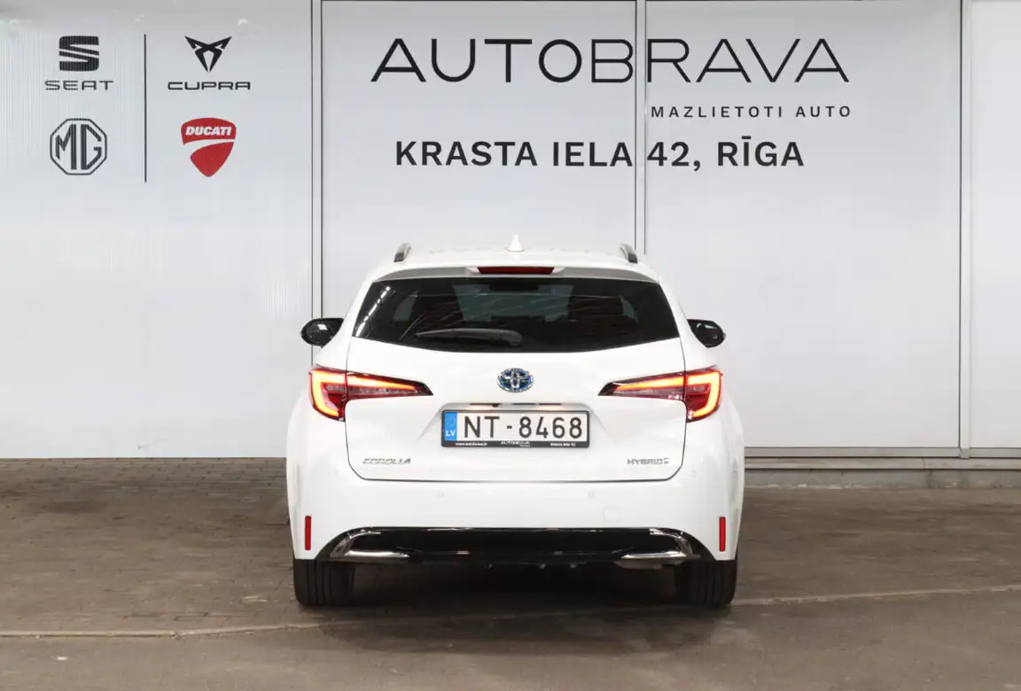TOYOTA COROLLA