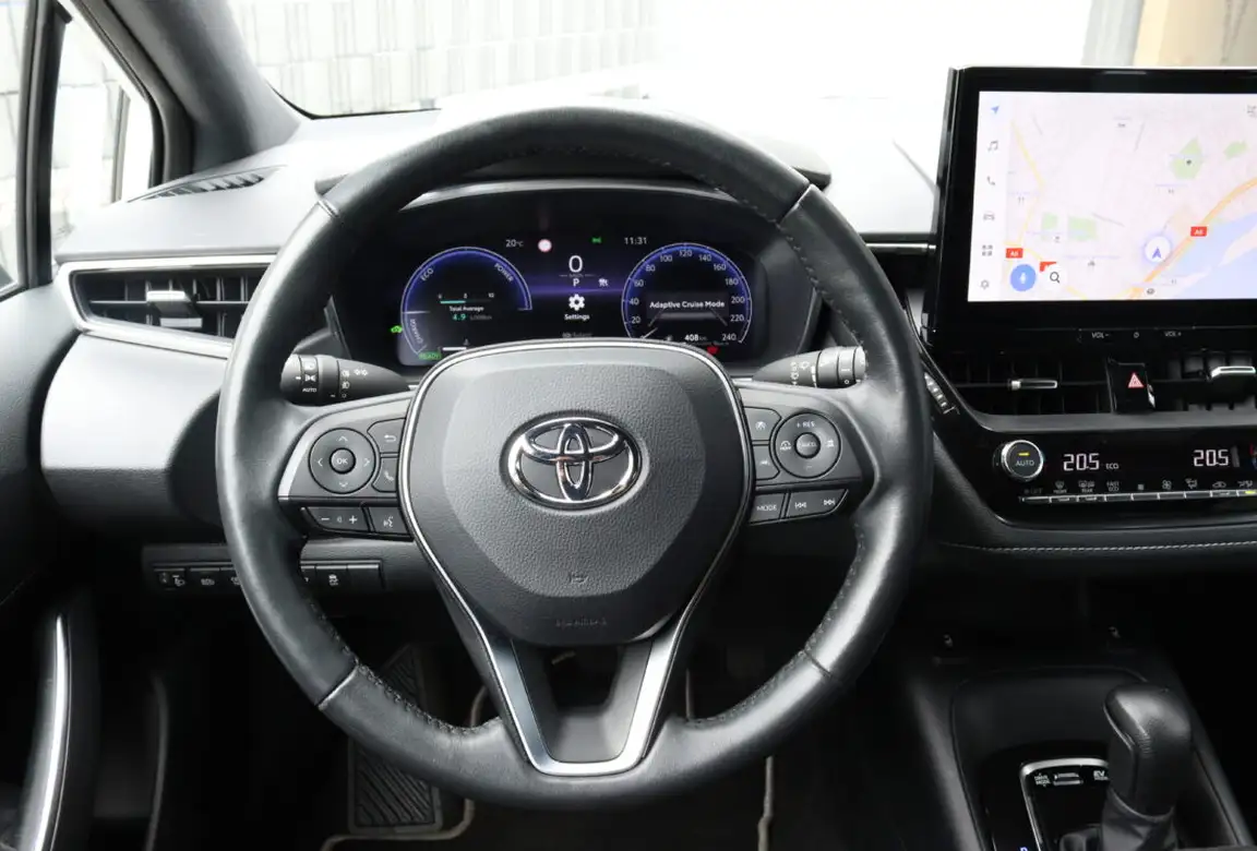 TOYOTA COROLLA