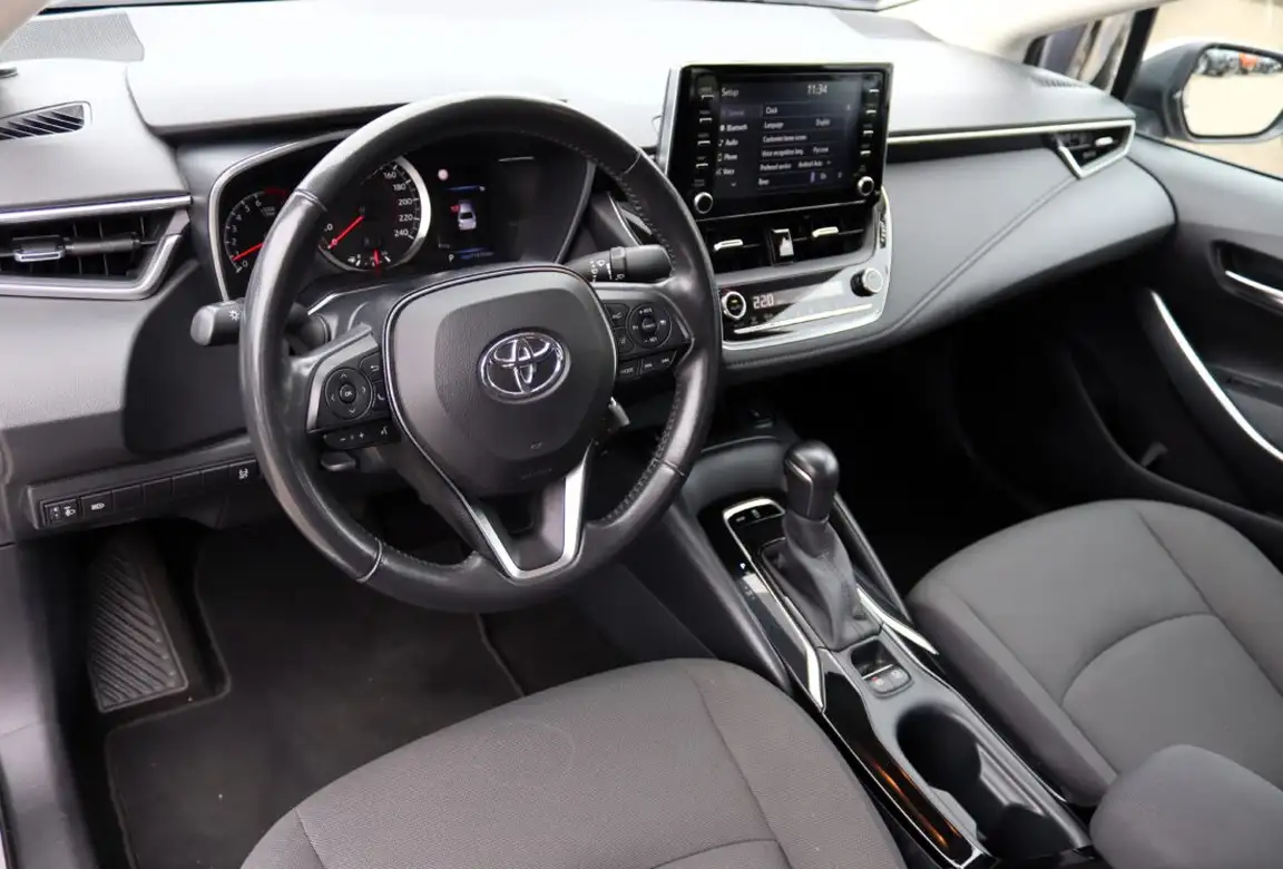 TOYOTA COROLLA