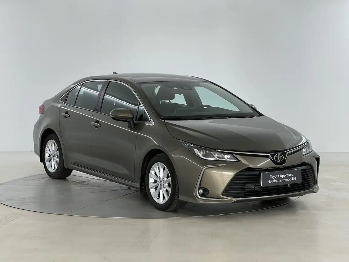 TOYOTA COROLLA