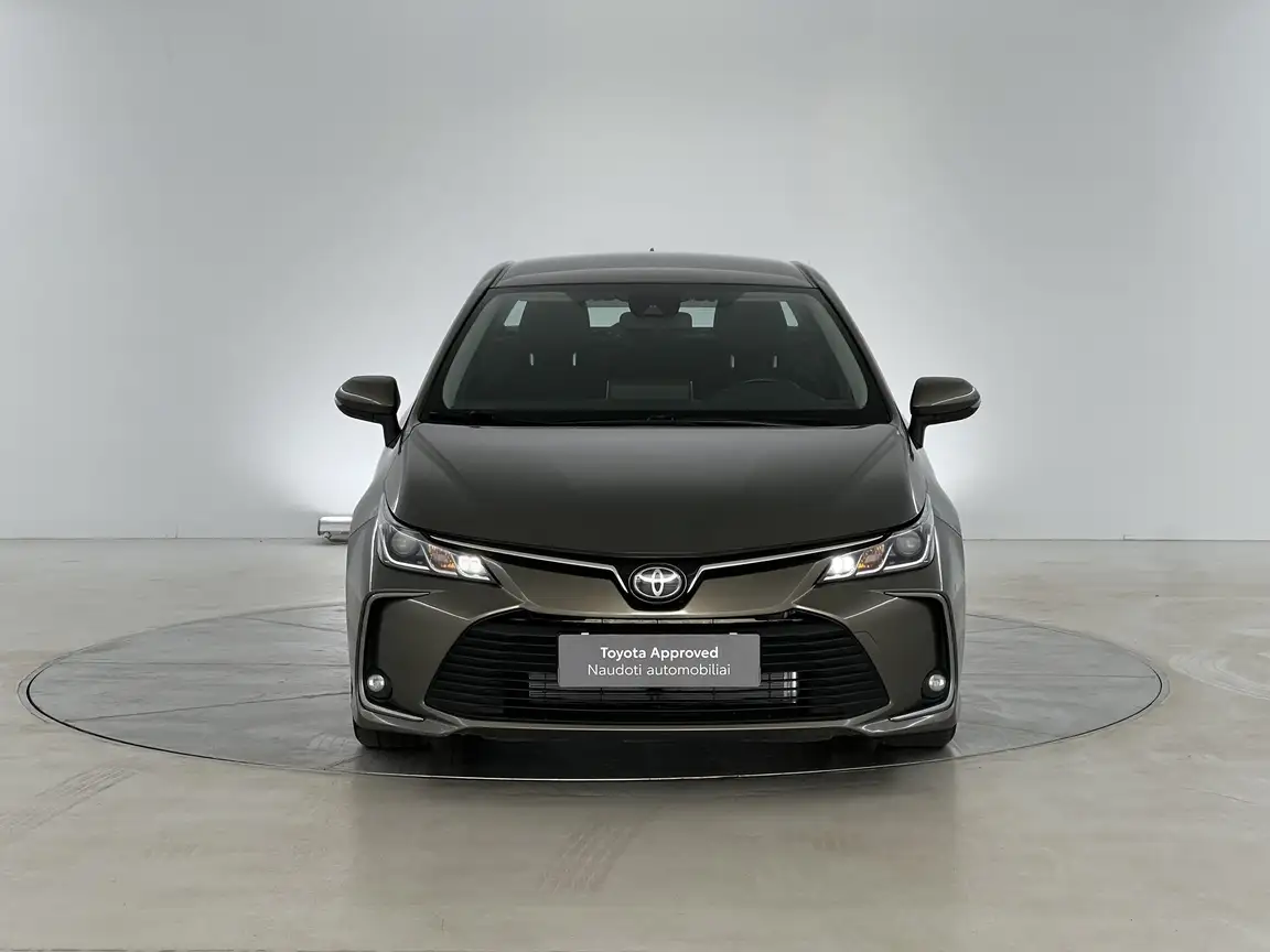 TOYOTA COROLLA