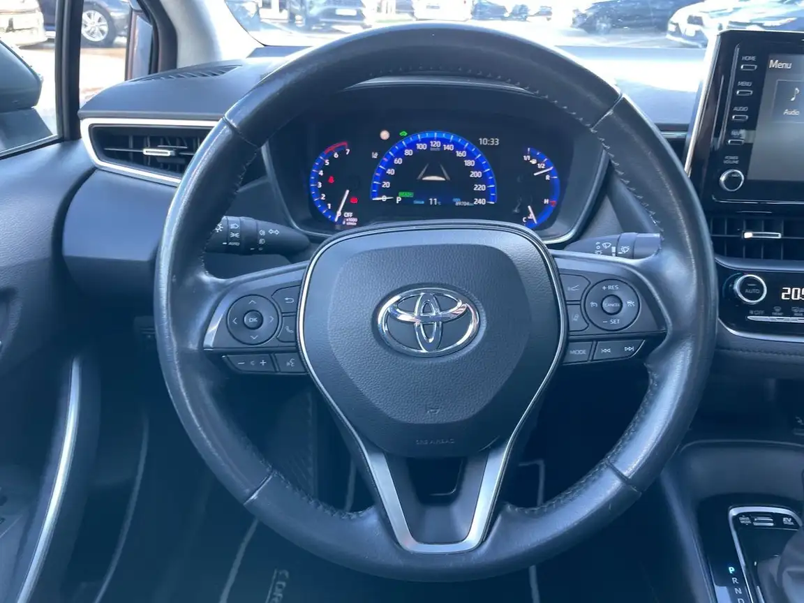 TOYOTA COROLLA