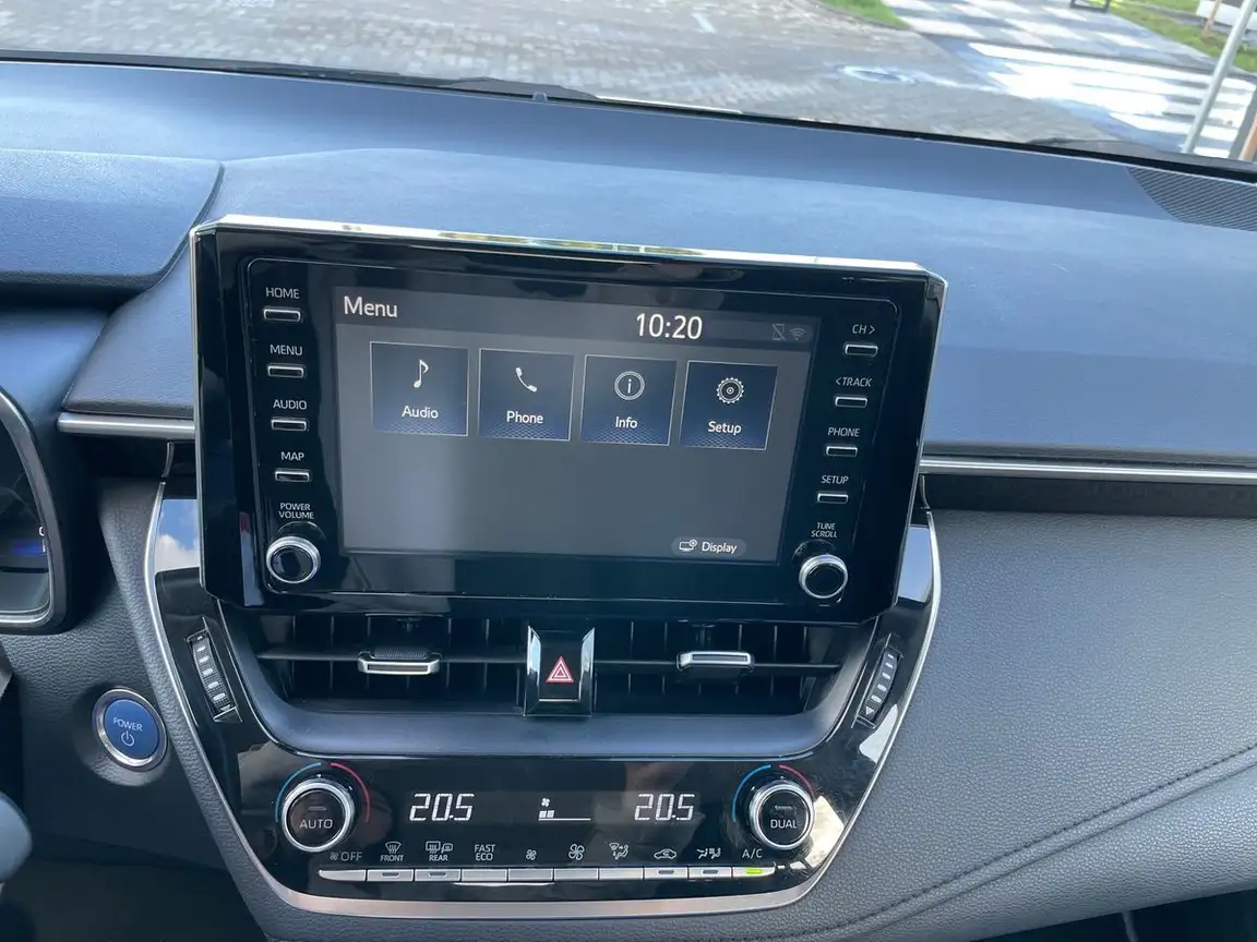 TOYOTA COROLLA