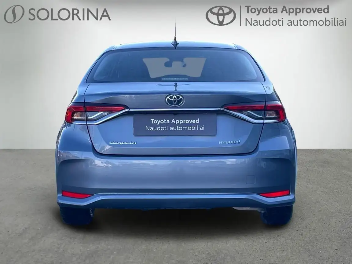 TOYOTA COROLLA