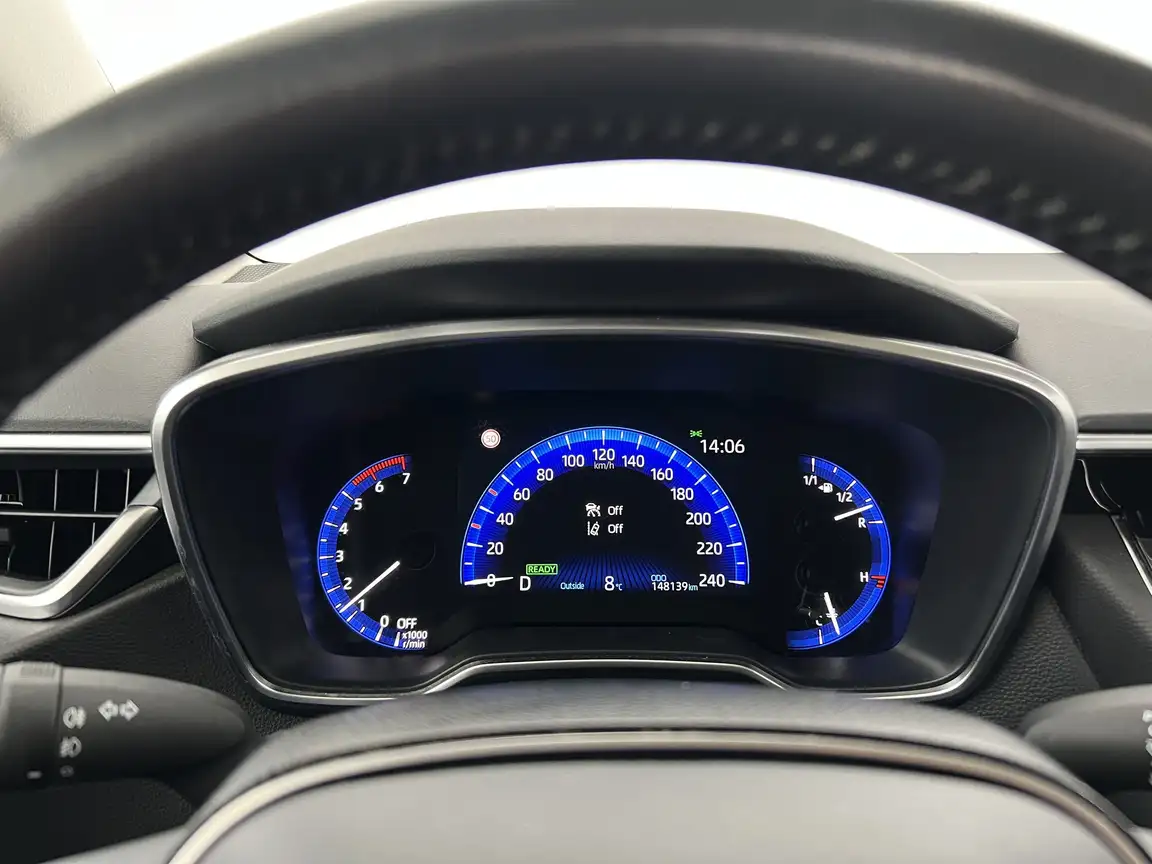 TOYOTA COROLLA